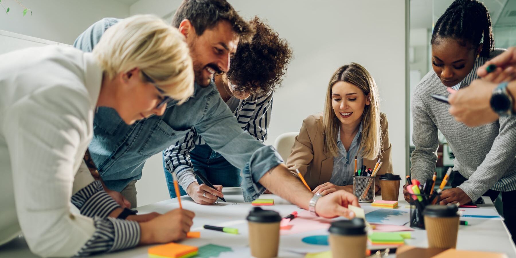 Raus aus dem Homeoffice – Kommunikationstrainings, um die Sinne zu wecken, den Sprachschatz zu aktivieren, das Onboarding des Büroalltags zu meistern