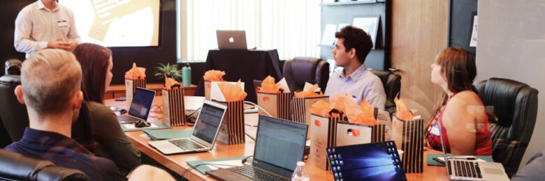 Online Führungskräftetraining: Grundlagen der Mitarbeiterführung